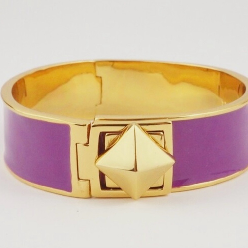 KATE SPADE New York PURPLE 
ROSE Gold HINGED TURN LOCK
PYRAMID BANGLE BRACELET